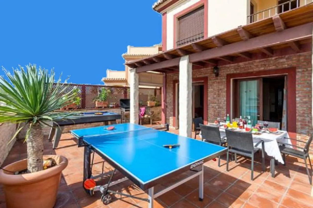 Villa Laura Spainsunrentals 1033 Nerja Spain